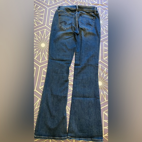 Silver Suki Mid Rise Bootcut Jeans - Picture 2 of 7